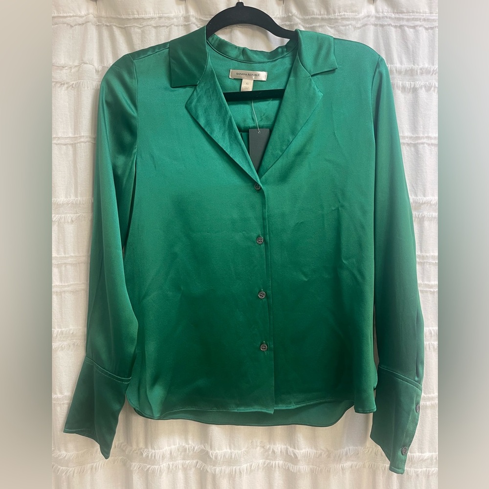 Banana Republic Silk Button Down